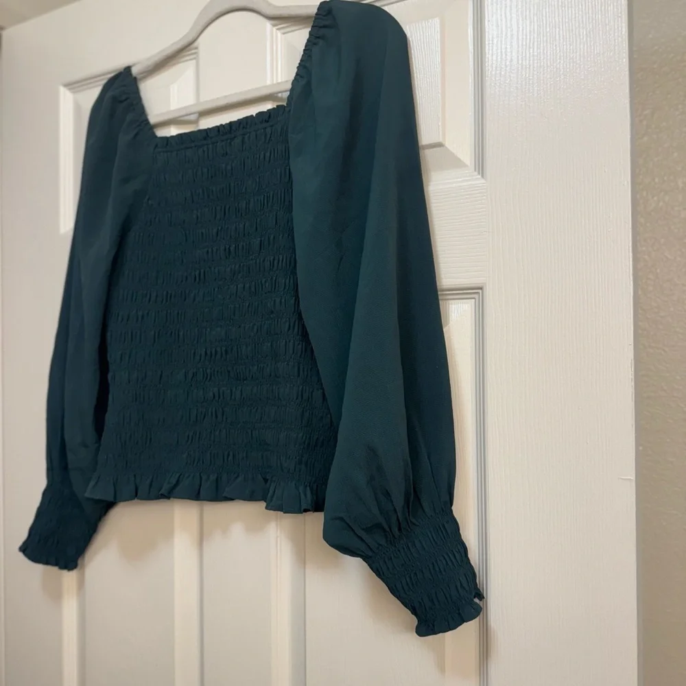 Madewell Lucie Bubble Sleeve Smocked Top in Dark Green